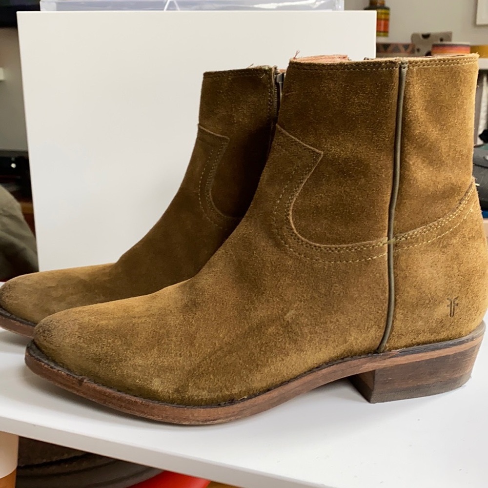 FRYE BILLY INSIDE ZIP BOOTIE 8.5